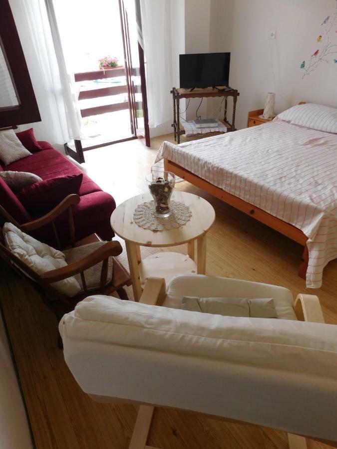 Apartmani Mikin Betina  Eksteriør bilde
