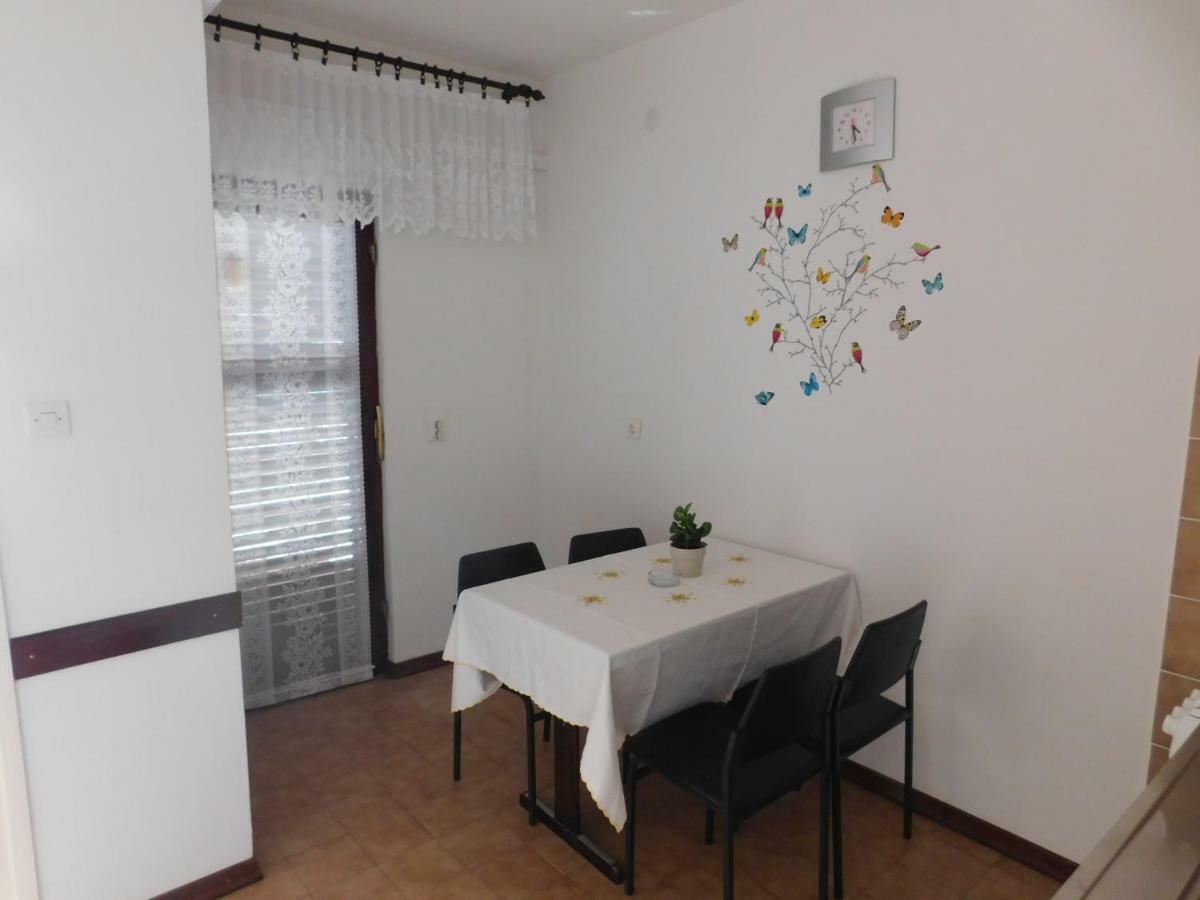 Apartmani Mikin Betina  Eksteriør bilde