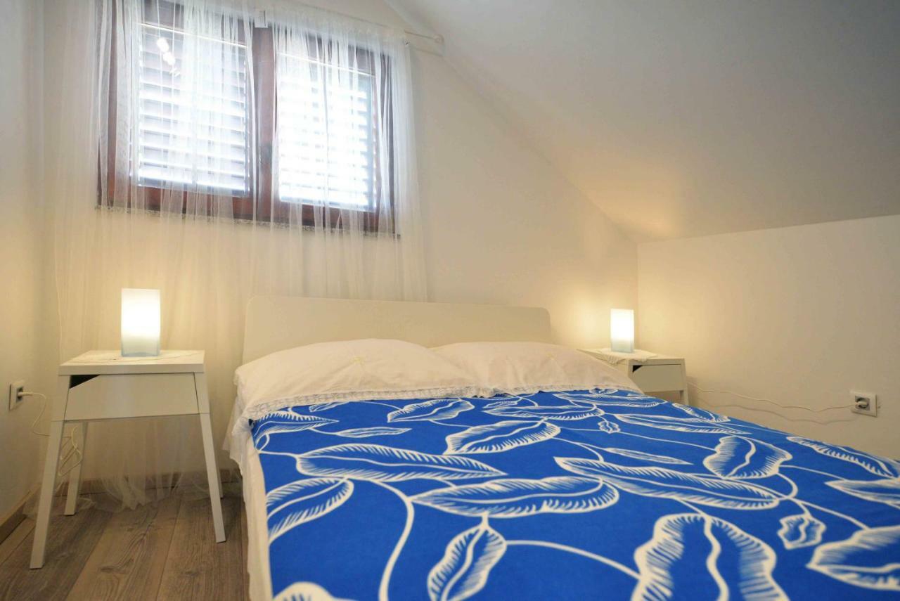 Apartmani Mikin Betina  Eksteriør bilde