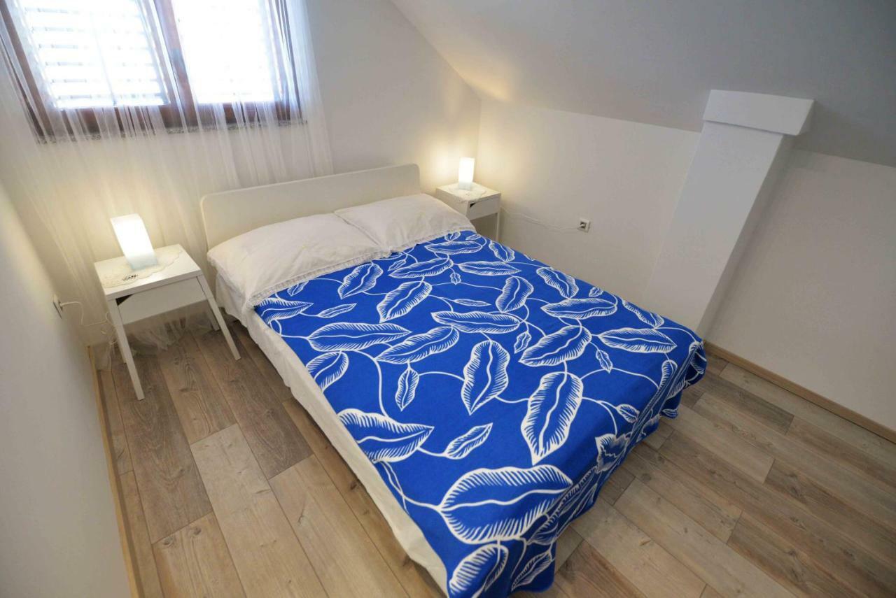 Apartmani Mikin Betina  Eksteriør bilde